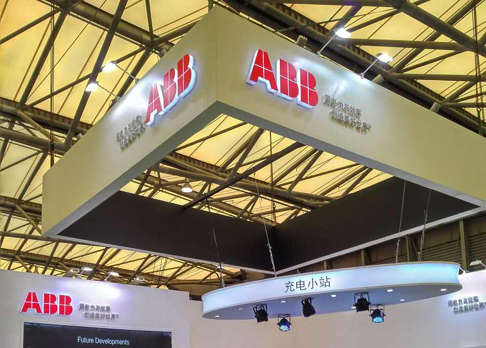 中國國際鋰電工業(yè)展覽會：新能源汽車、動力電池、充電樁成焦點